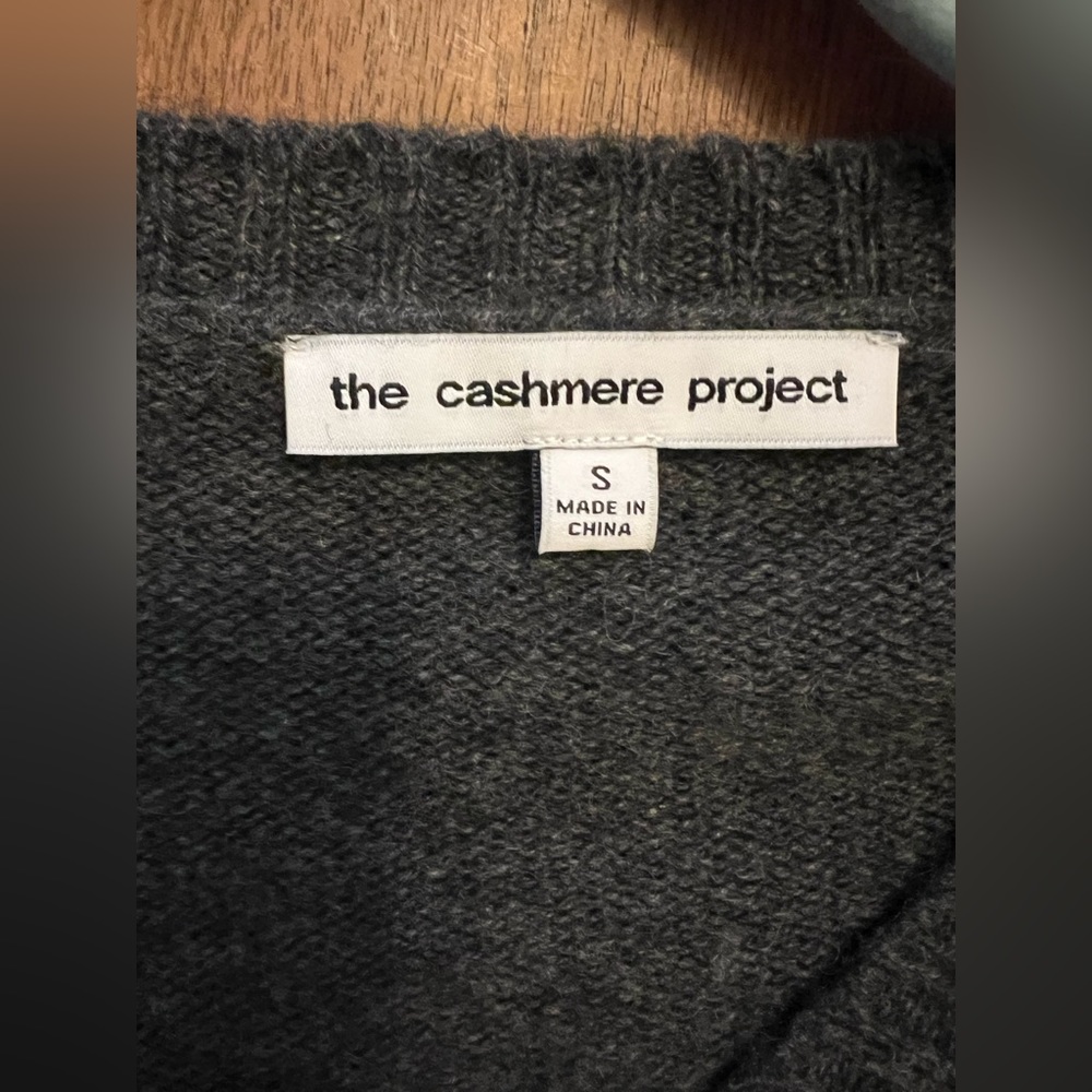 Cashmere sweater - Picture 3 of 6